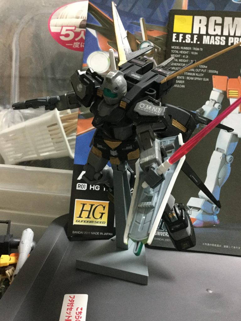 ストライクガンダム最初期兵装試験型–2枚目/制作者：@TIgil2