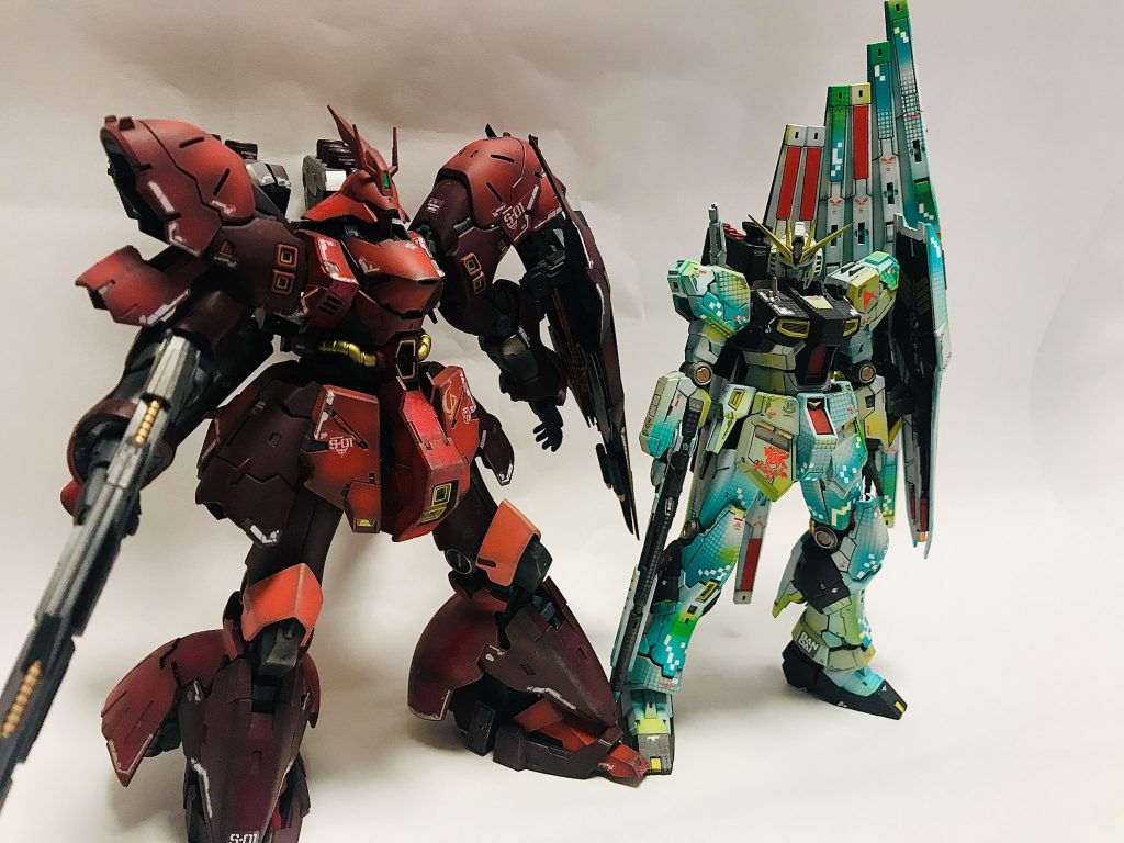 最後はRGνガンダムと…
すごく作りがいのあるカッコイイキットでした^ ^
完成した2体を使ってジオラマを作りたいなと思いを馳せております^ ^