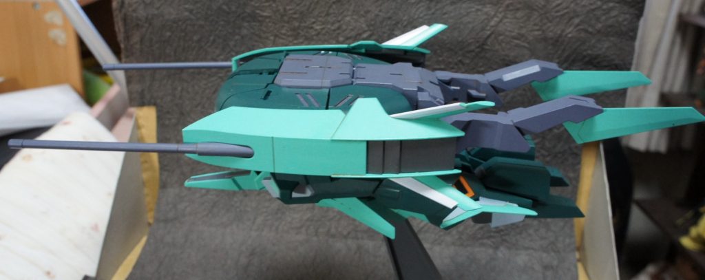 かなり前後長あります。