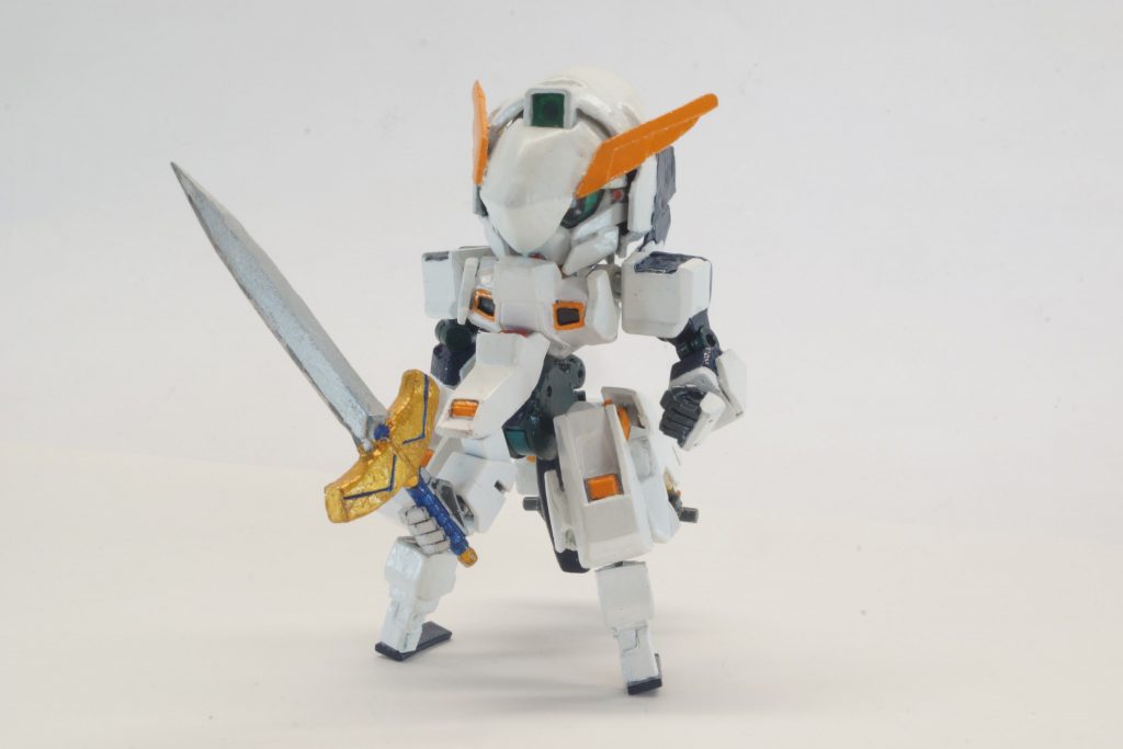 さらに隠し腕も取り外し式ではありますがあります。