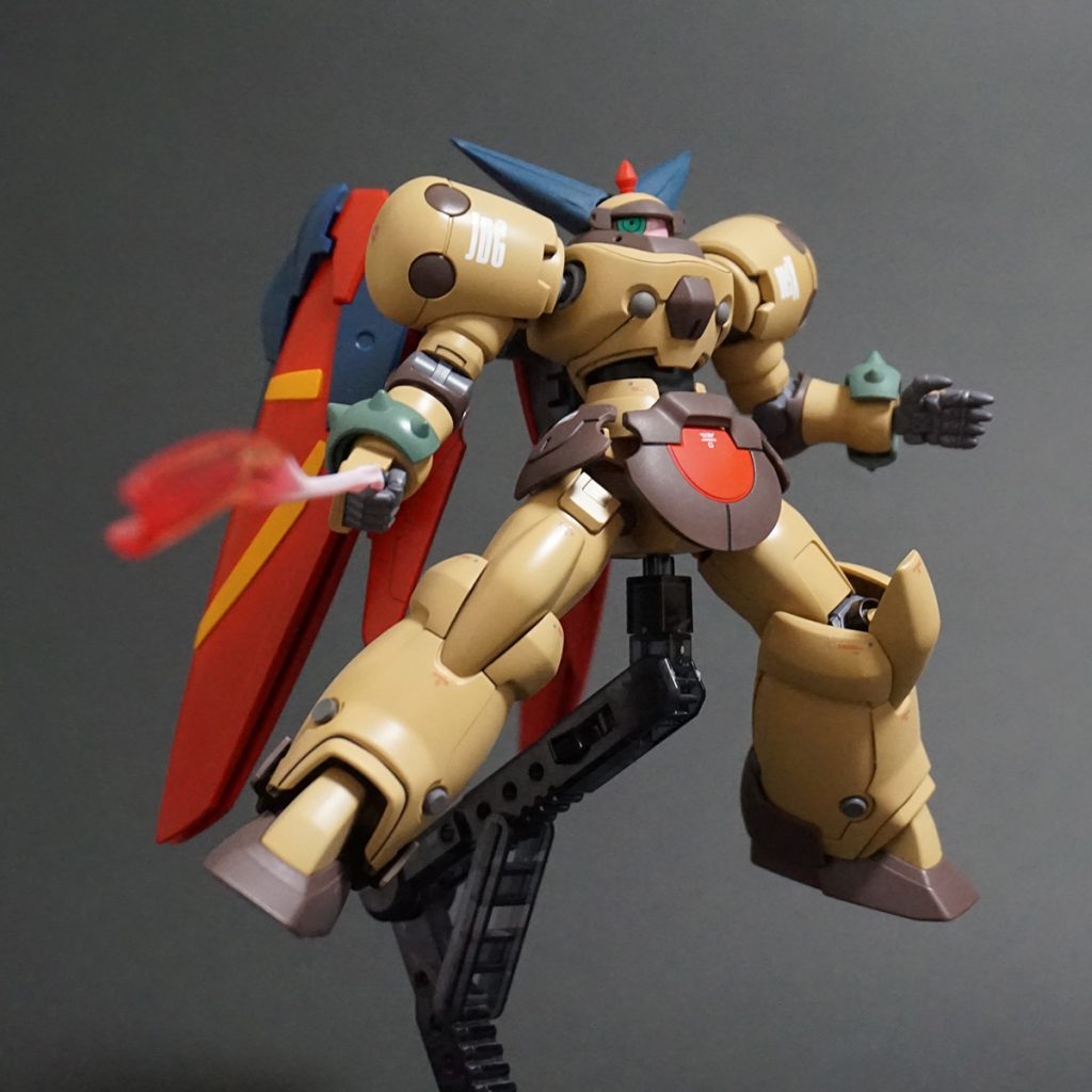 マスタークロスを構えて