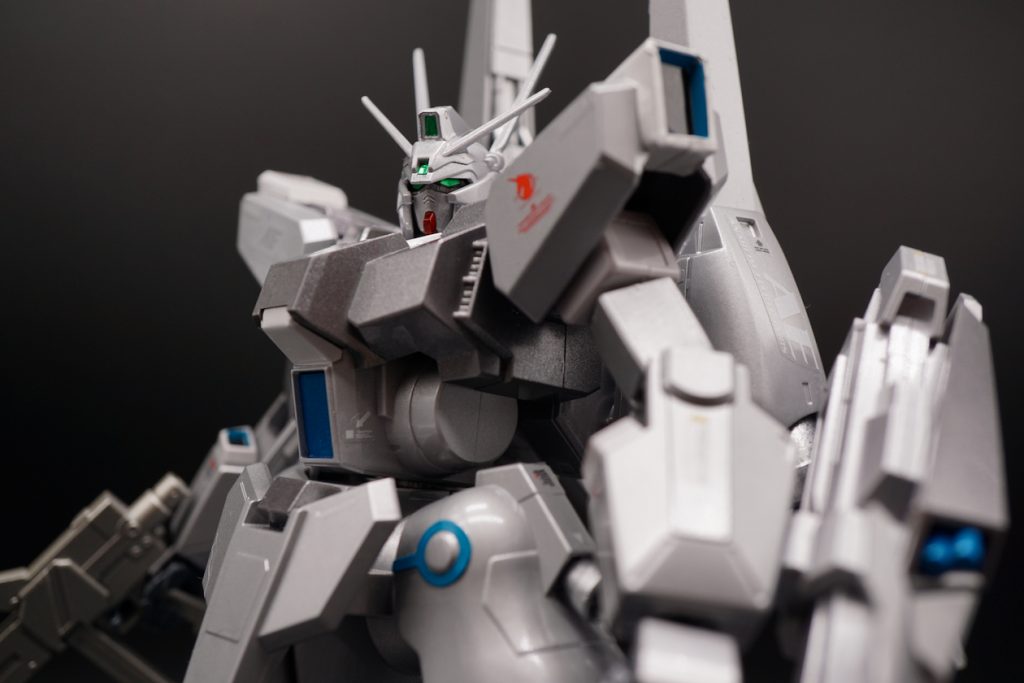 ビスト財団が独自に配備していた機体でもあり、漫画版のUC「パンデシネ」では4機がユニコーンガンダムと模擬戦。その後ネェルアーガマのリゼル隊とも交戦している。