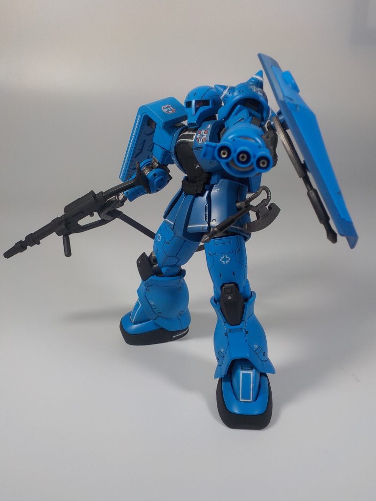 ザクⅠ　ランバラル機　三連装マシンガン＆ヒートロッド付き–2枚目/制作者：ヤマサン