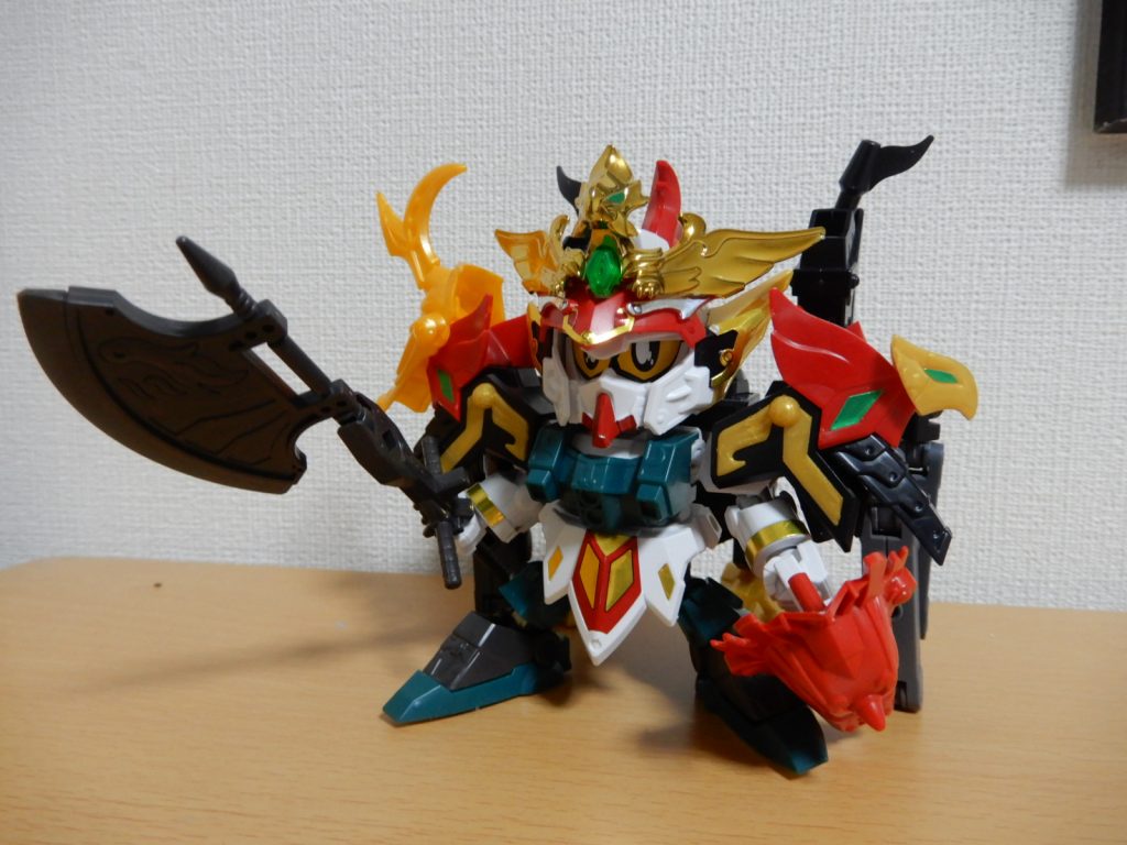 塗装前　三国伝とレジェンドBBは一部パーツの互換性があるので大きな改造はせずにパーツ組み換えのみです