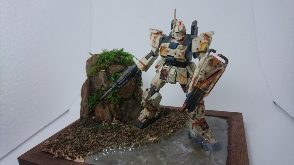 サビに弾痕に鉄板……この辺にロマンを感じたり感じなかったり