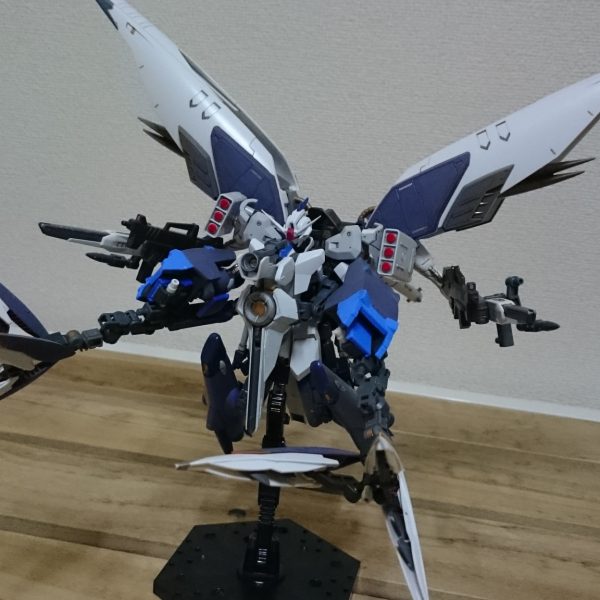 ガンダムエィロン(DS)