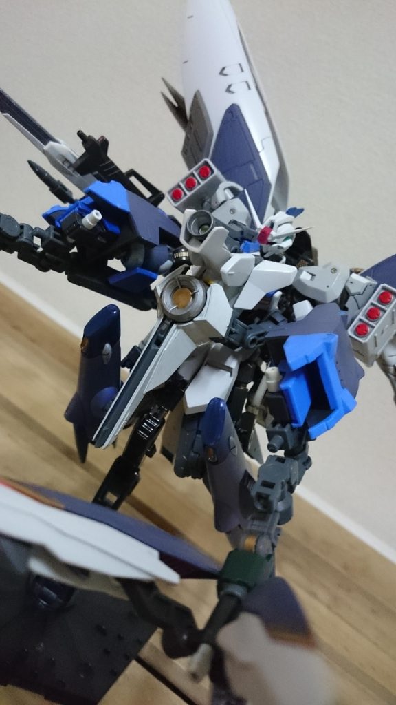 一応基本構造はそのまま
胴体付近の詰め込んだ感じが我ながら気に入ってます笑