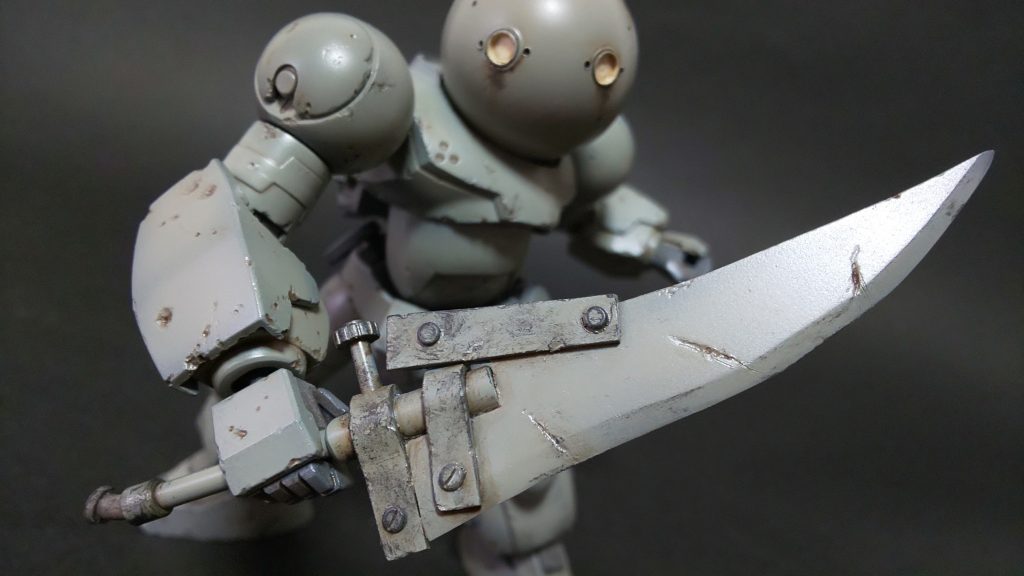 こっちもプラ板をベースに剣を製作しました！武器つくるのけっこう好きです。