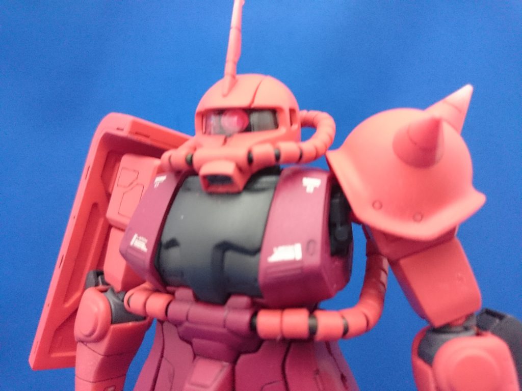 カメラアイはクリスタルピンク