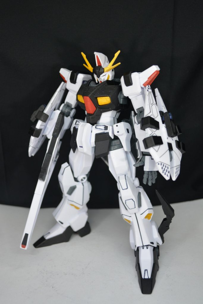 ## オデュッセウスガンダム

追加配色は肩・フロントスカート・足先・補助脚です。
黒にするとニューガンダム風になりますね。