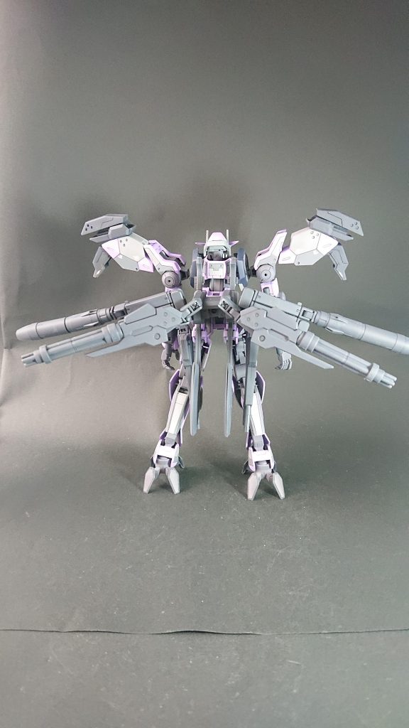 バックショット1
パワードアームズ展開準備