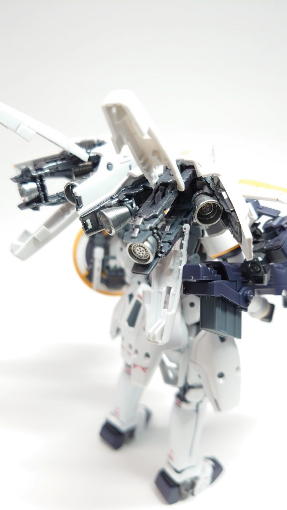 バーニアをクレオスのスーパーチタン2で塗装(｡-ω-)