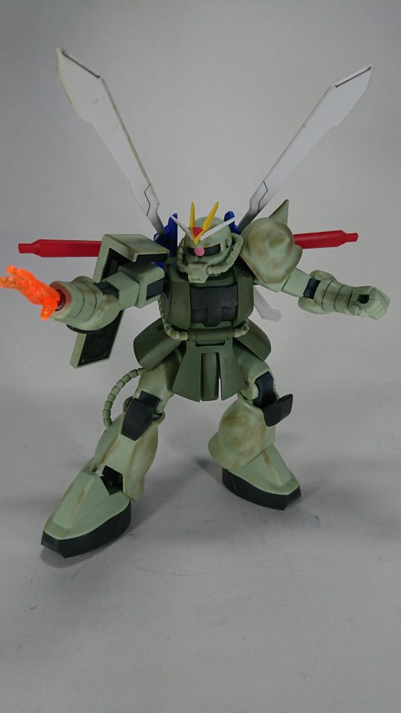 横から見た感じです。
初のウェザリングだったのですが。
これ置きにウェザリングの技術も勉強していきたいと思います。