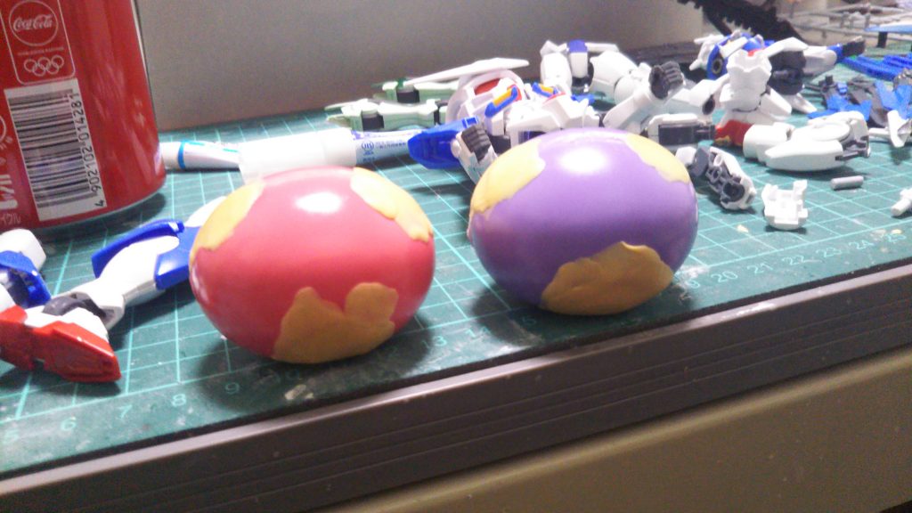 ベースはプチッガイの頭
穴をパテで埋めて使ってます