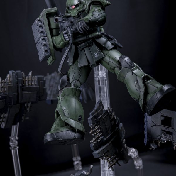 HG オリジン版　ザクⅡ