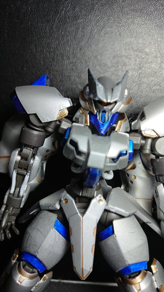 顔はこんな感じ