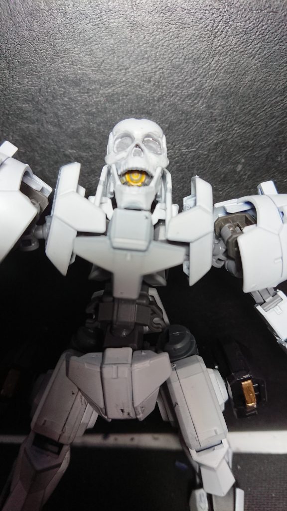 本機を作成する切っ掛けになった
索敵モード
骸骨が口を開くようなフェイスオープンが特徴