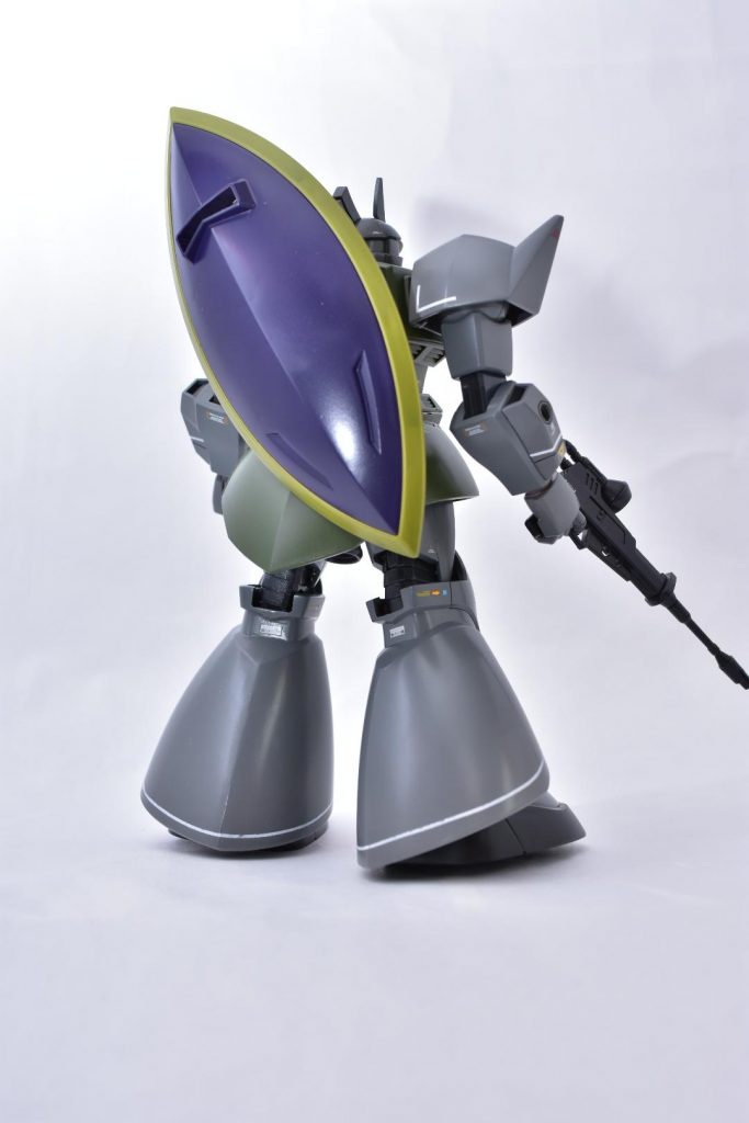 リアビュー(盾あり)