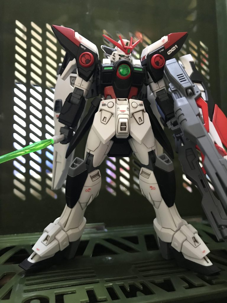 ウイングガンダムゼロのカラーバリエーションですね👍
もとの足首が私的に苦手なので、インパルスのもの使ってます。