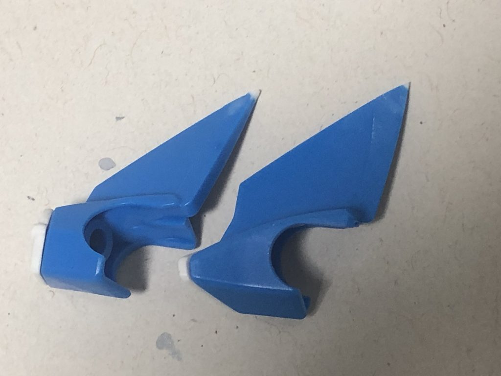 丸みを帯びている部分が多かったので、シャープ化を所々追加しました。