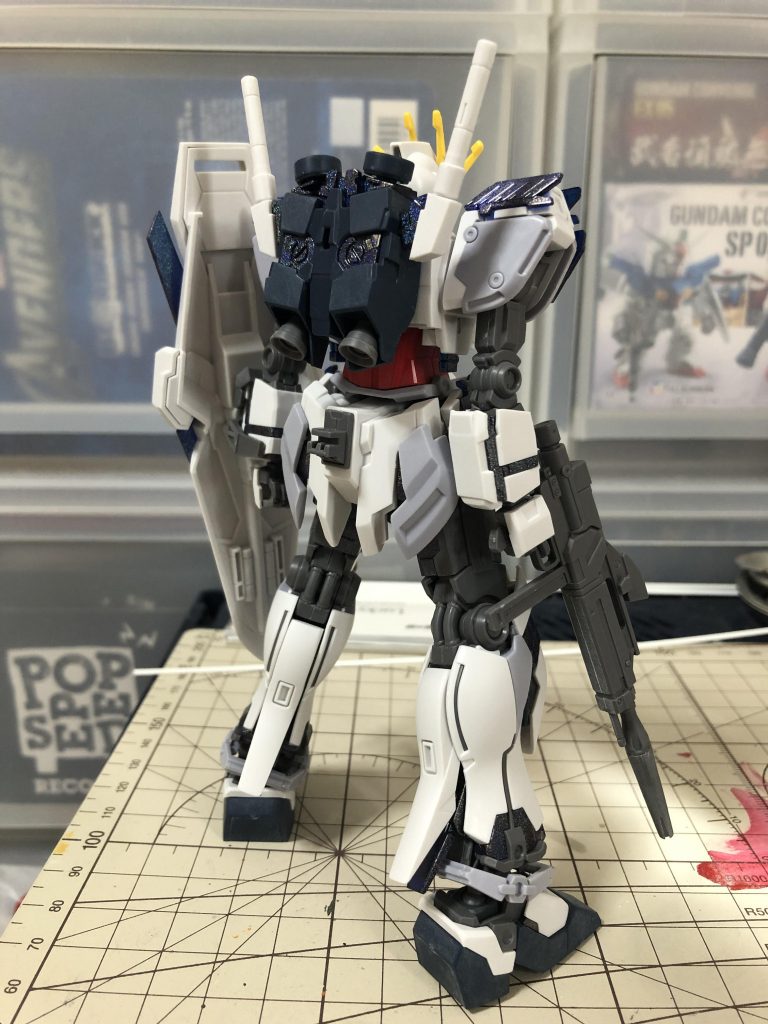 うしろ