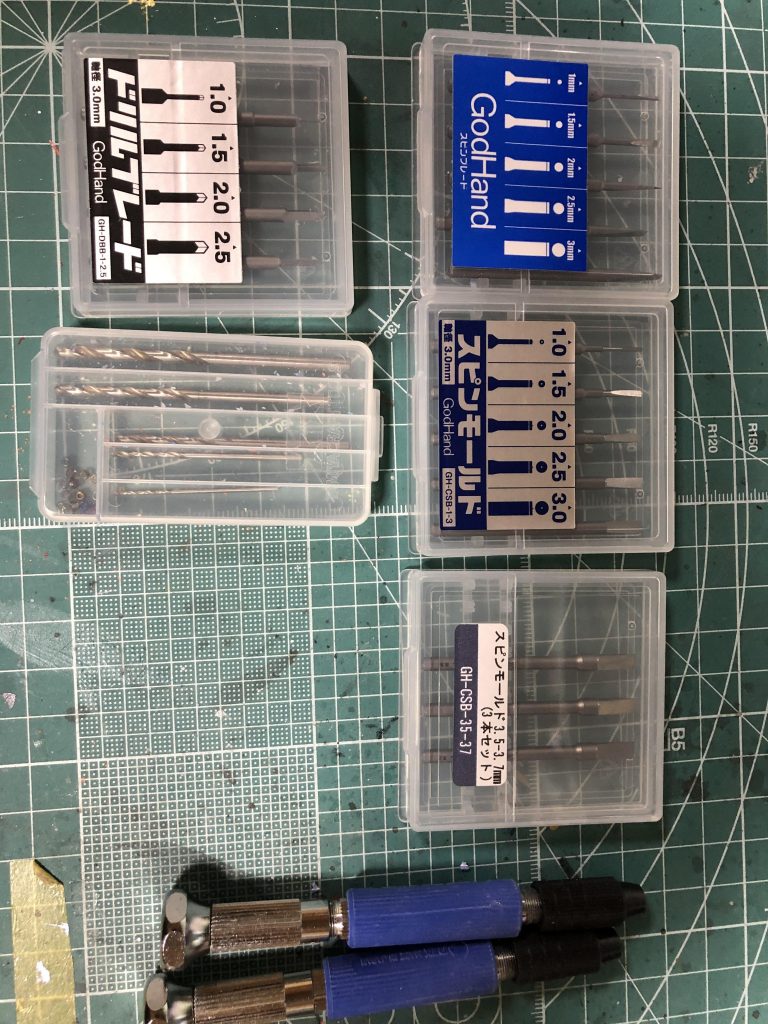 スピンモールド使ってバーニア加工 ダイソーのビーズ追加