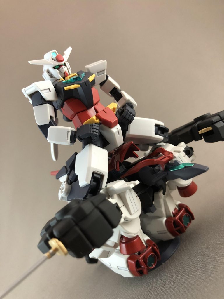 戦国アストレイといえば正座。
多少無理めですがなんとか乗れます。
それではいよいよ本番、