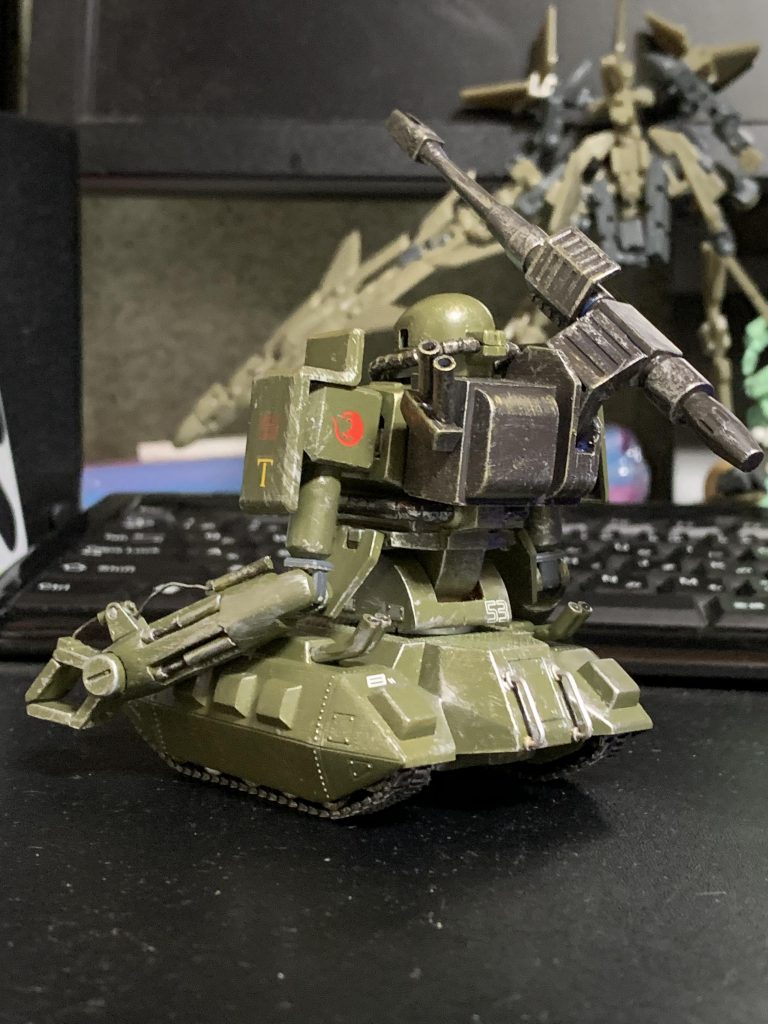 ランドセルはクレーンではなく180mmキャノン。所謂戦場の絆仕様？