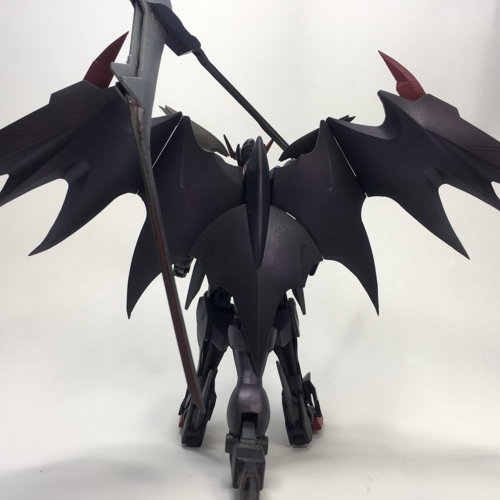 バックショット
デスサイズと言えばW初期OPのこのポーズ
♫守り〜たい〜