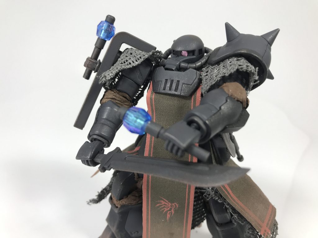 近接用魔導杖
帝国式の付与魔法を用いた戦闘用に開発された小型の魔導杖。
基本的にはショートソードやマチェットのようにヒートホークのような機構を持たない武装を装備する場合に使用される。