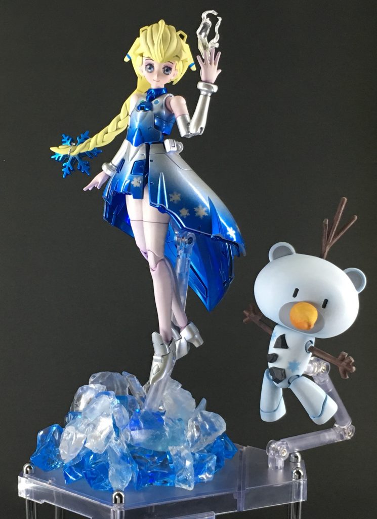 雪の魔法を手に入れた『サラ』と、サラの魔法で魂を与えられた『オラフッガイ』。