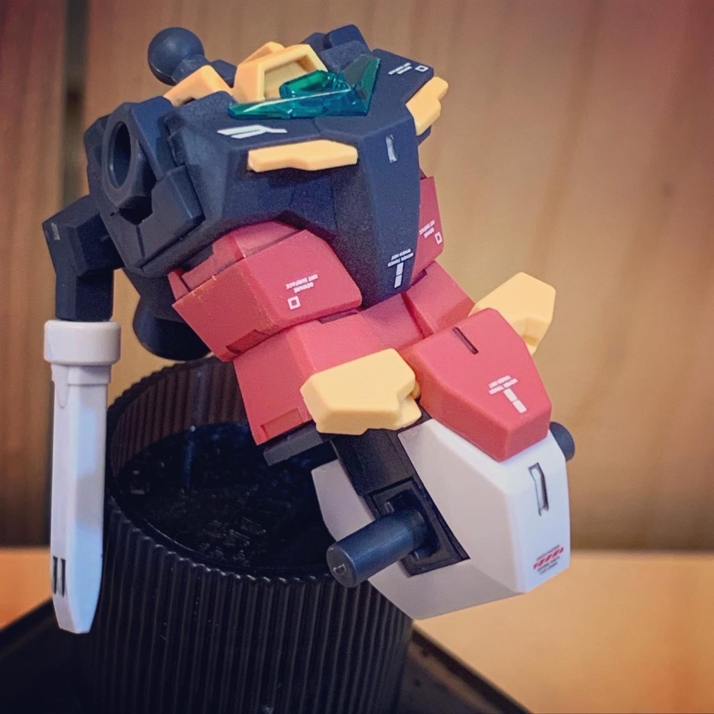 紺色のパーツ、ちょっと粉吹きがちなのでつや消し変えてみようか検討中…。みんなどこのメーカーのつかってんだろう。おすすめあったら教えてほしいのココロ。