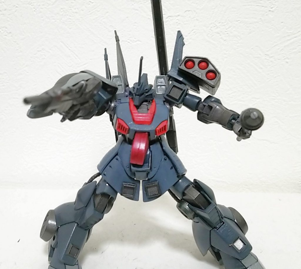 ビームライフル
百式用のビームライフルと同じ