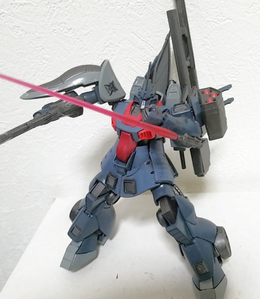 ビームサーベル
左腕部に装備された連邦製のビームサーベル
これもクレイバズーカと同様、近くに置いてあったのでついでに強奪