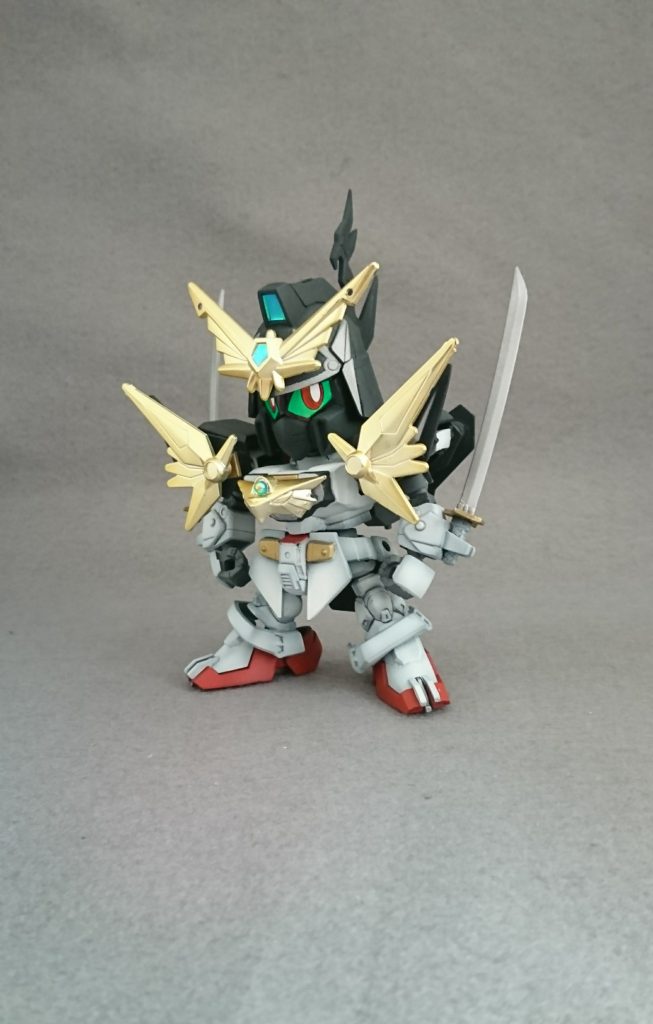 メッキパーツはキットのままなので少し野暮ったいですね、追々手を入れたいです