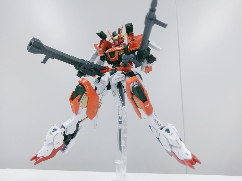 一斉発射的なショットです！
フリーダムもそうですけどフルバースト系は下からのアングルが最高ですね！