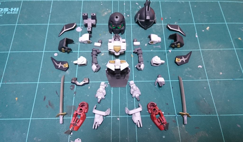 塗装するパーツはこれだけ