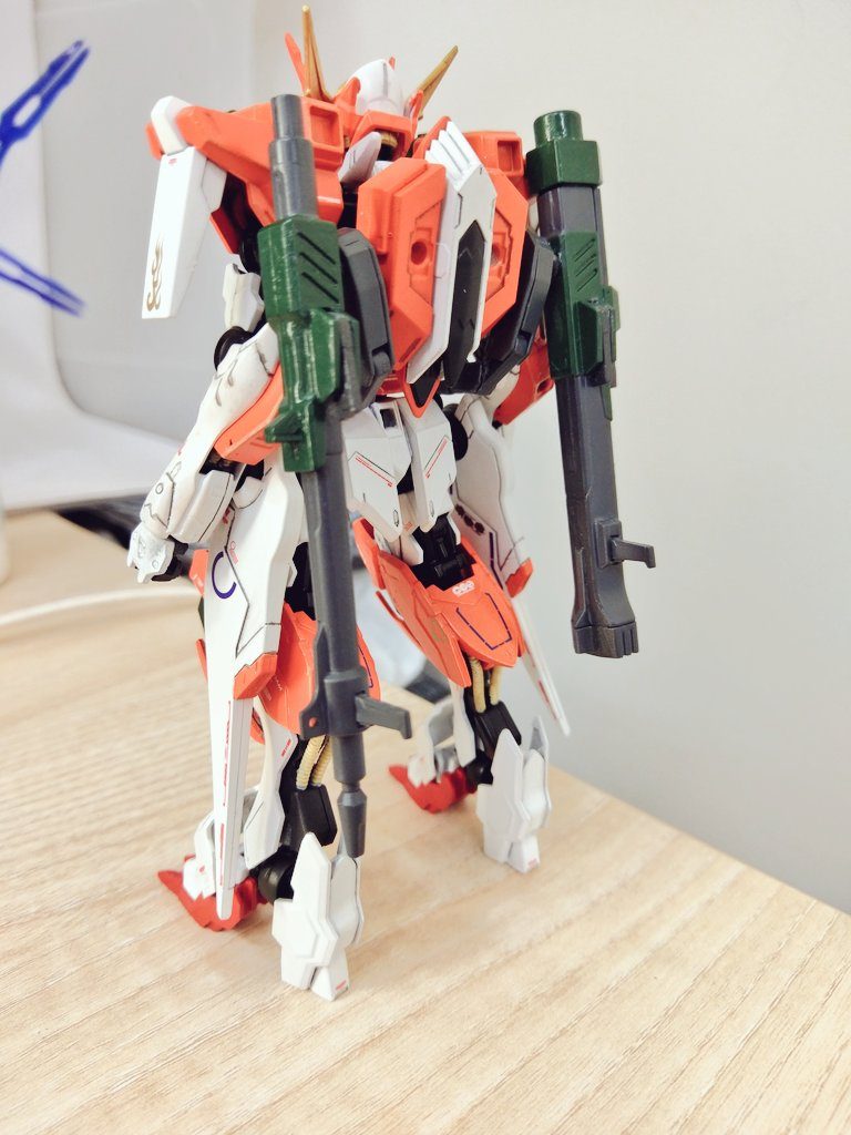 背面はこのようになってます。