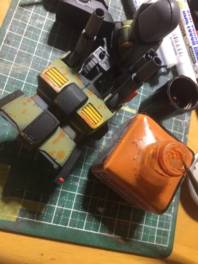 錆といえば今まではハルレッド一択だったのですが、タミヤのフィルタリングリキッドで表現の幅が増えましたね。
ええ、自分のスキルが上がったわけではありませんね(^◇^;)。