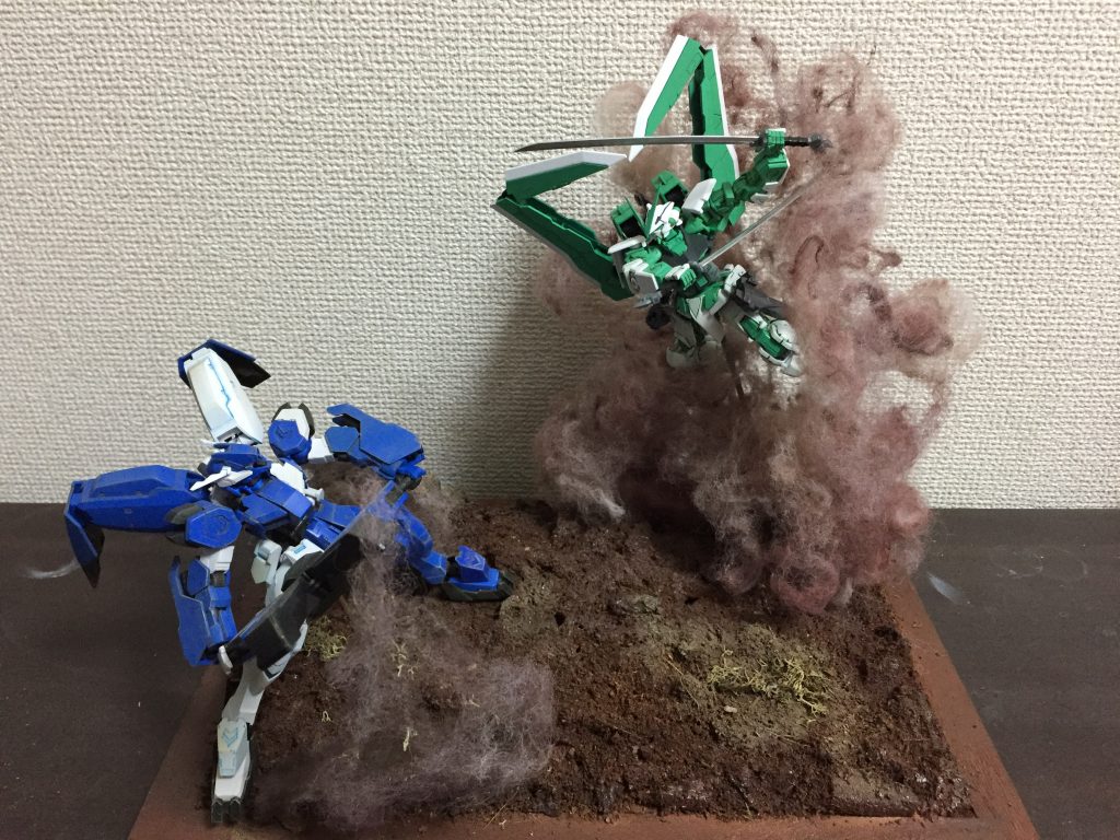 『ニッパー止まり』と『バックパック』–2枚目/制作者：バンキョー