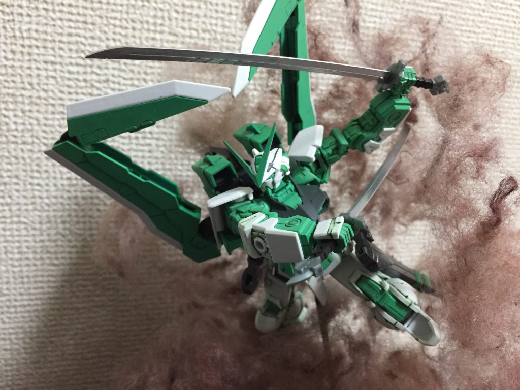 『ニッパー止まり』と『バックパック』–3枚目/制作者：バンキョー