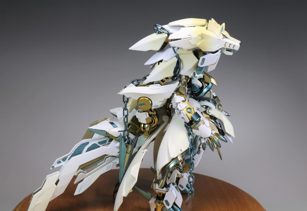 狼のユニットもある程度伸縮して稼働するようにフレームを入れてあります。