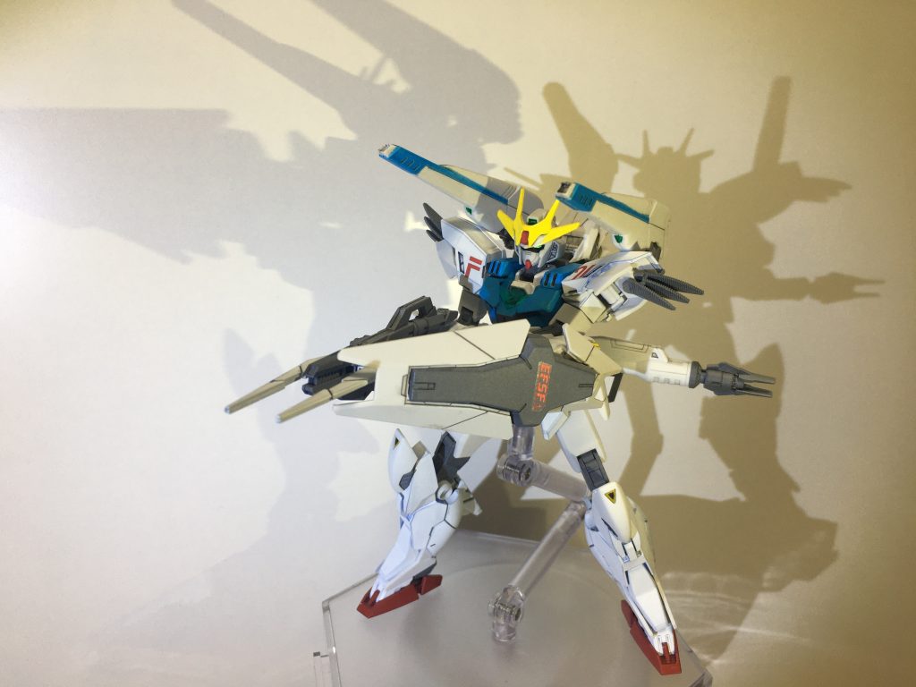 ~蛇足~
これはF91アーマーであってF91ではないのでこのアーマーならではのことも。V.S.B.Rを肩上の方に移動させて3点撃ちなんてこともできます。