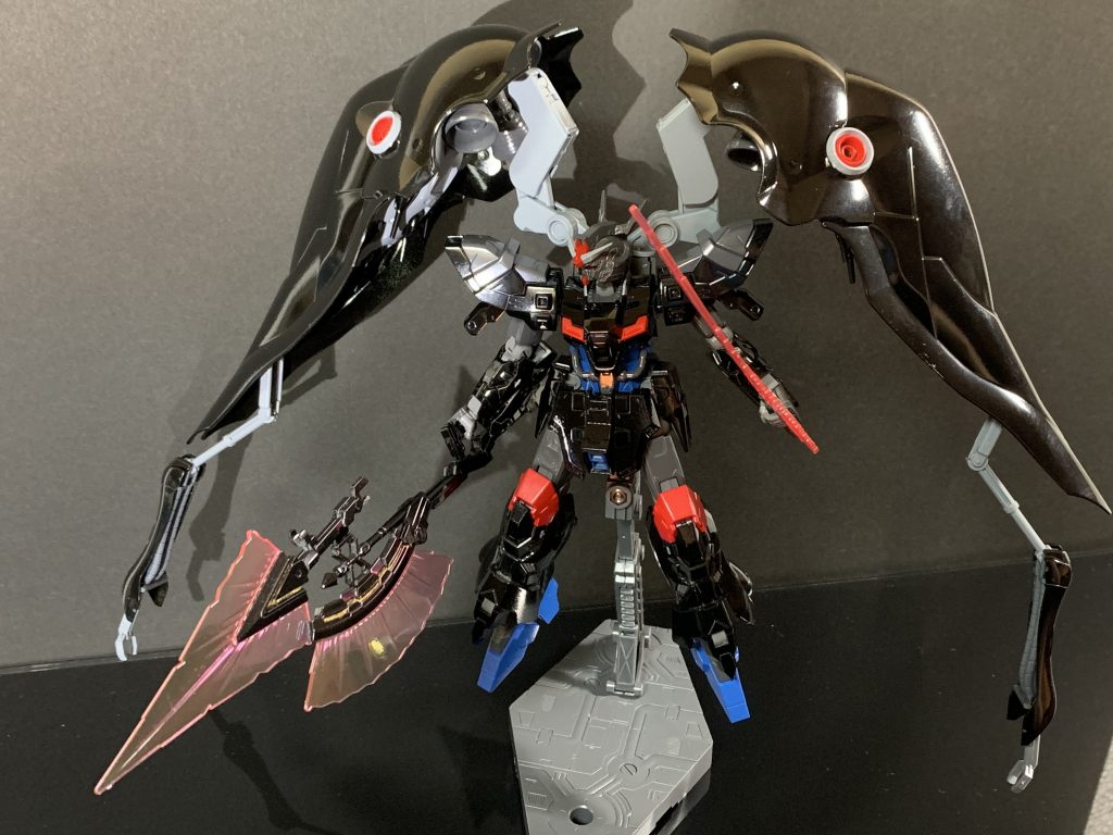 なんとも扱いづらそうな機体。。笑
そこはパイロットの技量次第なのでしょう。