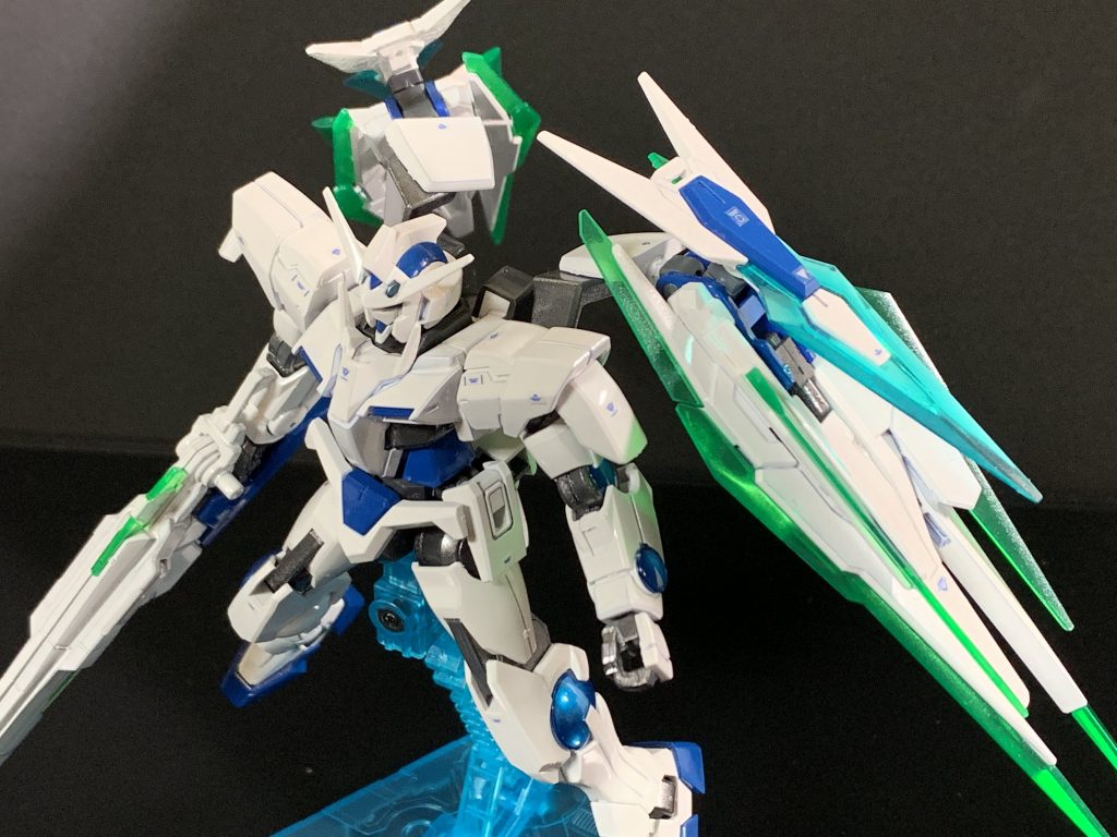 マーキングシールはRGのクアンタから。