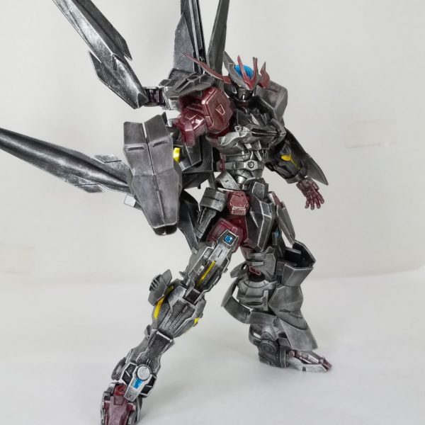 鋼鉄の、ノーネイム