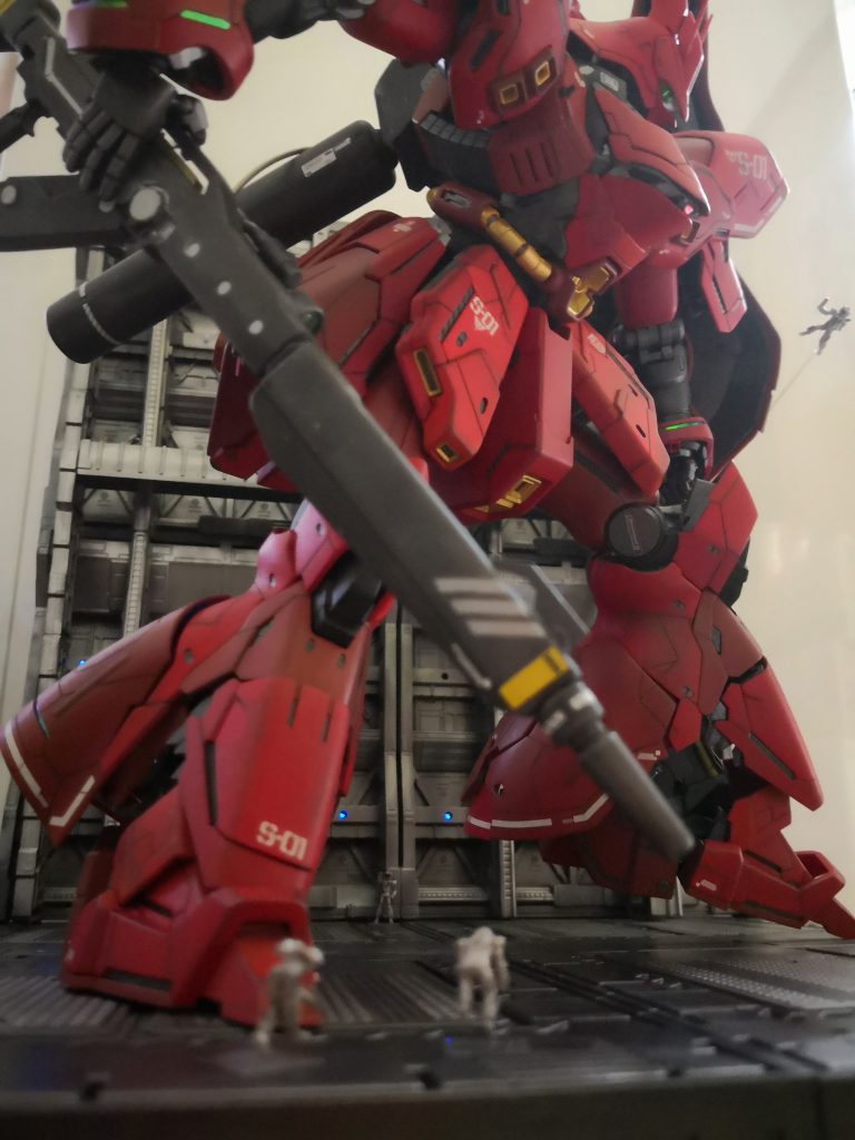 サザビー出ます…サザビー発進！–4枚目/制作者：小栗 貴雄