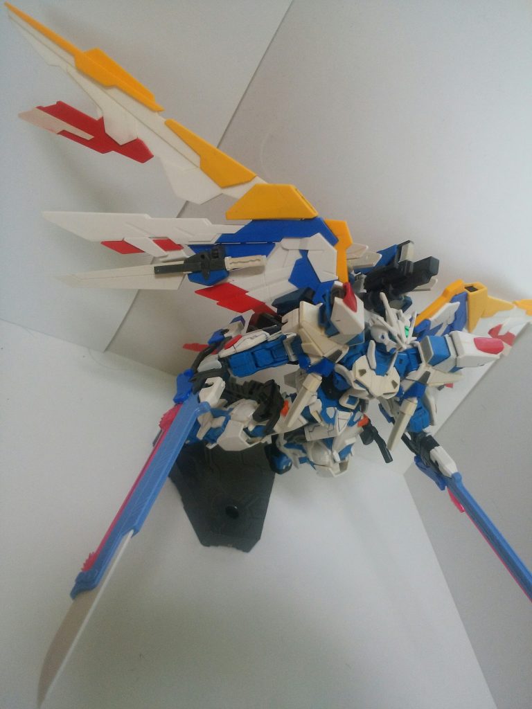 この機体最大の武器対艦刀
通常の戦闘はもちろんその名の通り対艦戦闘、大型の敵、拠点破壊にも使える