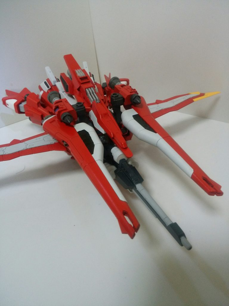 MA形態です。
こっちの姿の方が気に入っています。