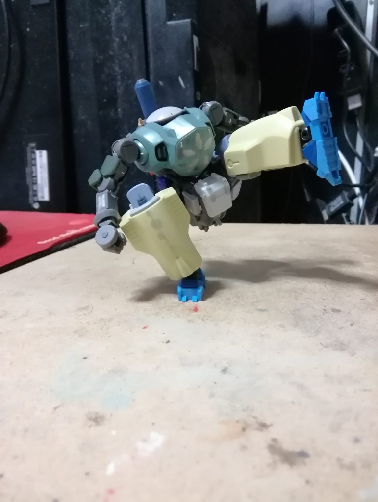 大物背負って片足立ちできるぐらいなので本体バランスはとても良いです